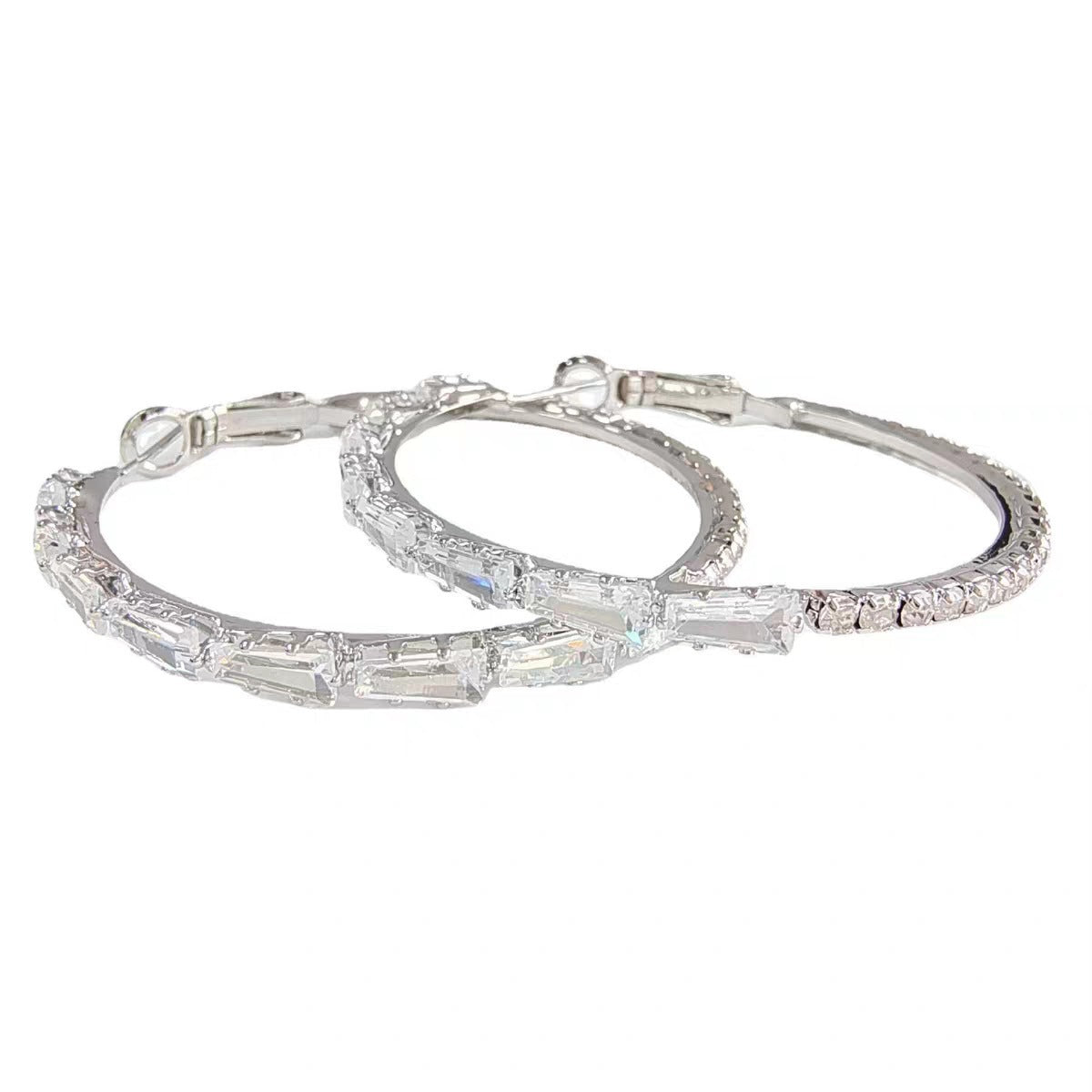 Womens Versatile Minimalist Hoop Earrings With A Premium High-end Vibe - Zalixer
