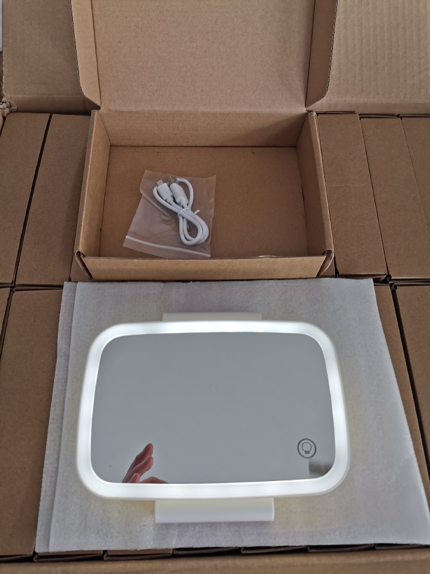 In-Car LED Make-Up Mirror - Zalixer