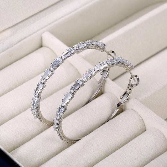 Womens Versatile Minimalist Hoop Earrings With A Premium High-end Vibe - Zalixer