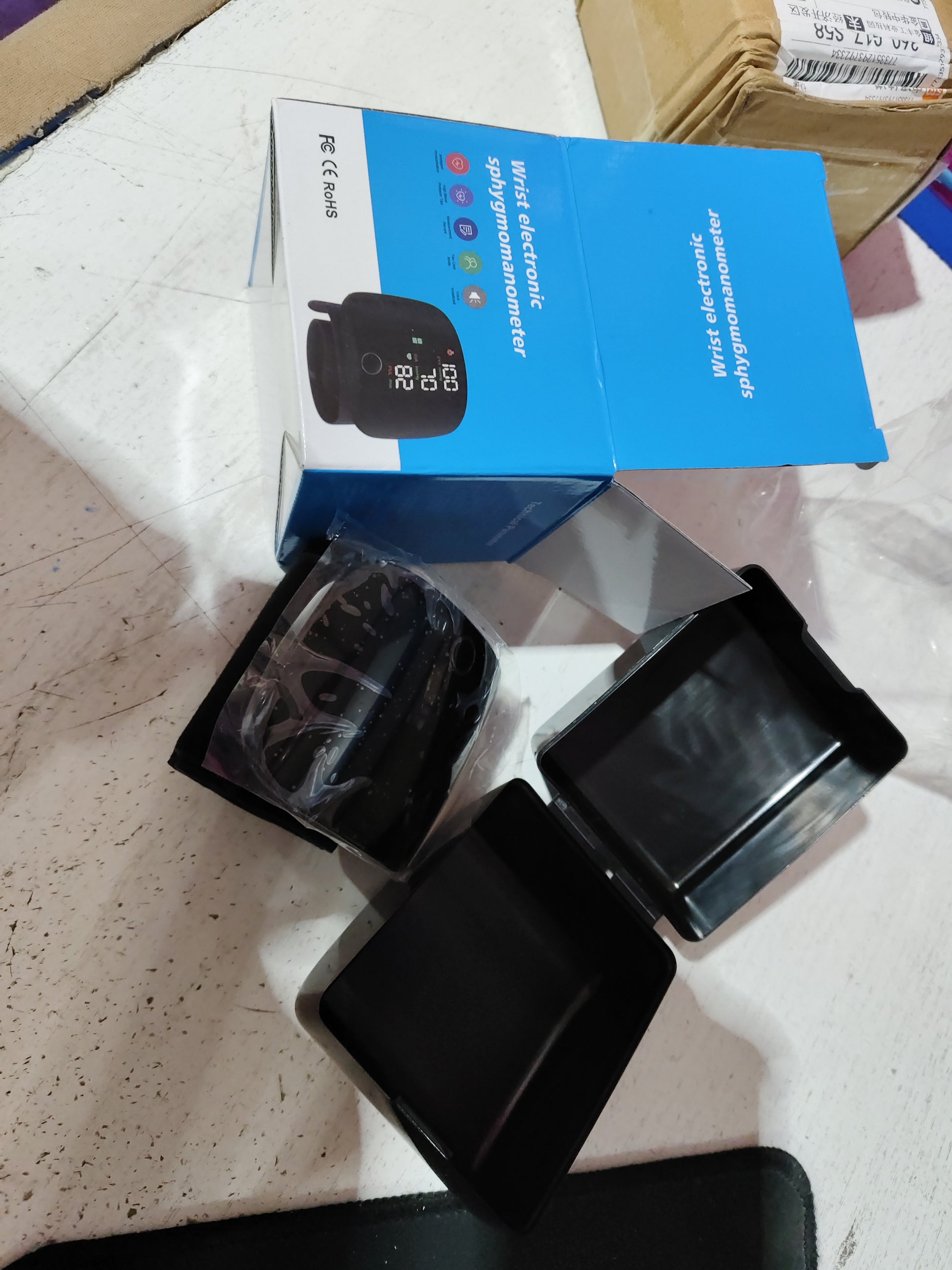 Wrist Sphygmomanometer Rechargeable Blood Pressure Meter Wrist Blood Pressure Eter Smart Touch Screen Blood Pressure Meter Household Electronics - Zalixer