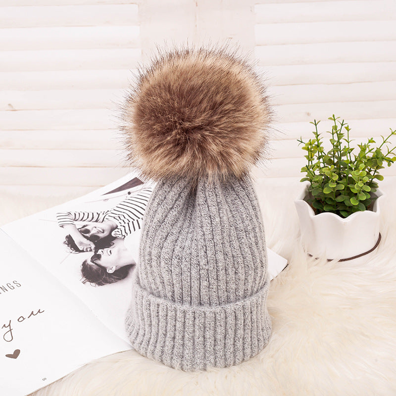 Thickened Warm Dark Buckle Wool Ball Woolen Hat - Zalixer
