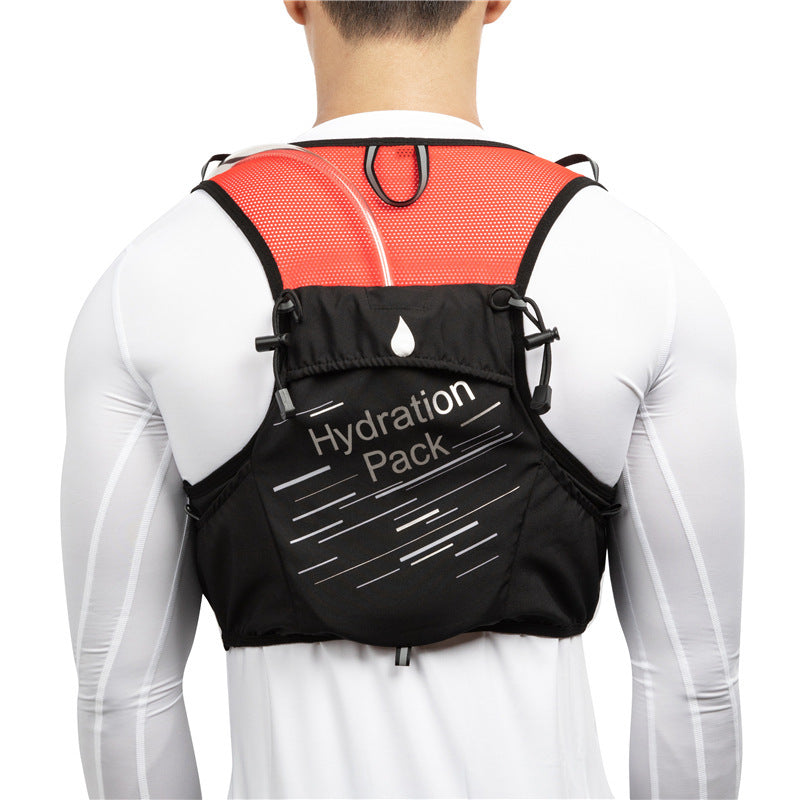 Marathon Running Cross-country Mountaineering Backpack Containing Water Bag